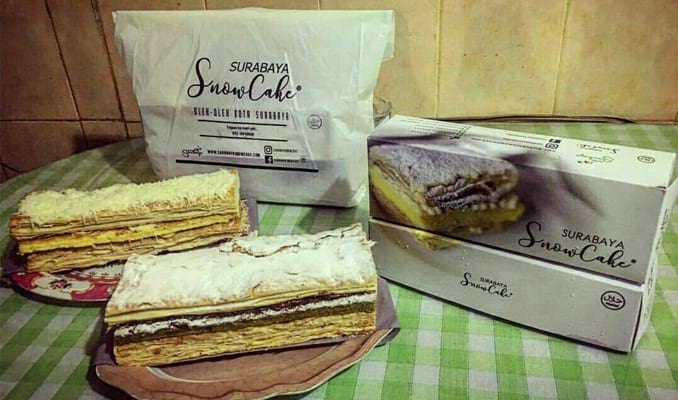 Surabaya Snowcake, 1. Nasi Goreng Jancuk, 2. Sego Sambel Khas Surabaya, 3. Nasi Cumi Nikmat Surabaya, 4. Nasi Campur Tambak Bayan, 5. Nasi Empal Pengampon, 6. Nasi Krawu Surabaya, 7. Rujak Cingur Khas Surabaya, 8. Tahu Tek Surabaya, 9. Pecel Semanggi, 10. Sate Klopo, 11. Sate Lisidu, 12. Sate Karak, 13. Lontong Kupang, 14. Lontong Balap Paling Enak, 15. Mie Akhirat Kota SBY, 16. Mie Pecun, 17. Bebek Mercon, 18. Bebek Palupi, 19. Bebek Goreng Sinjay, 20. Bebek Tugu Pahlawan, 21. Rawon Kalkulator Taman Bungkul, 22. Rawon Setan Khas Surabaya, 23. Belut Spesial Khas Surabaya, 24. Soto Lamongan Cak Har, 25. Kepiting Cak Gundul, 26. Tahu Campur , 27. Surabaya Snowcake , 28. Almond Crispy Cheese, 29. Es Krim Zangrandi , 30. Soto Gubeng, 31. Pohong Tata, 32. Lapis Surabaya, 33. Sirup Bogem Mangrove