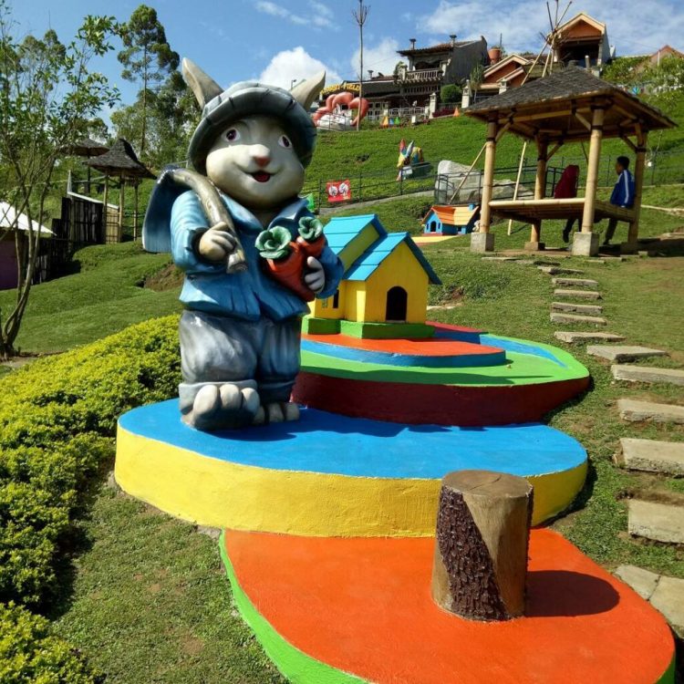 Taman Kelinci Pujon Malang via IG @tamankelinci_, Taman Kelinci Pujon Batu Malang, Alamat Taman Kelinci, Fasilitas Taman Kelinci Pujon, Harga Tiket Masuk Taman Kelinci Batu, Jam Buka Taman Kelinci Malang, Bermain Di Taman Wisata Bertema Negeri Dongeng