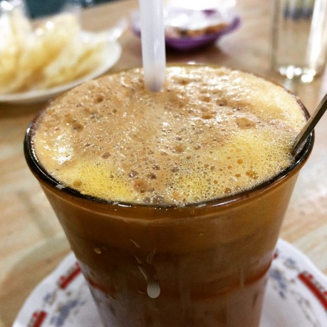 Teh Susu Telur via IG @r0nalw, 1. Lontong Medan, 2. Mie Gomak, 3. Sate Padang Medan , 4. Mie Aceh Medan, 5. Soto Medan, 6. Bihun Bebek, 7. Bakso Lembu Medan, 8. Es Krim Tip Top, 9. Kari Bihun Tabona, 10. Rujak Kolam Medan, 11. Teh Susu Telur, 12. Kwetiau Ateng, 13. Kolak Durian, 14. Saksang, 15. Babi Panggang Karo, 16. Daun Singkong Tumbuk, 17. Bika Ambon, 18. Durian Medan, 19. Ikan Teri Medan, 20. Lemang Medan , 21. Sate Kerang, 22. Kacang Sihobuk, 23. Kue Ombus-ombus, 24. Kopi Sidikalang, 25. Sirup Markisa