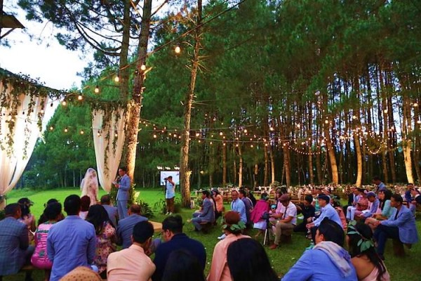 Wedding, Sejarah Pine Forest Camp, Alamat Pine Forest Camp Lembang, Menuju Lokasi Pine Forest Camp, Peta Lokasi, Nomor Telepon, Jam Operasional, Harga Tiket Masuk Pine Forest Camp, Daftar Harga Paket Pine Forest Camp Lembang Terbaru, Aktifitas Wisata Menarik di Pine Forest Camp, Fasilitas, Aturan Kawasan Pine Forest Camp Lembang