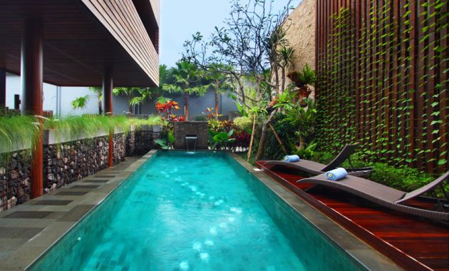 Aswattha Villa via Theluxurybali, 1. Villa Ombak Laut – villa pinggir pantai dengan 6 kamar tidur di Canggu Bali, 2. Villa Mana – villa pemandangan sawah dengan 5 kamar tidur di Canggu Bali, 3. Villa Mako – villa private dengan 3 kamar tidur di Canggu Bali, 4. Villa Mahatma House, Villa 5 kamar tidur di Pinggir Pantai  Canggu Bali, 5. Villa Levi – villa pinggir sungai dengan 5 kamar tidur di Canggu Bali, 6. Villa Kudus – villa private dengan 5 kamar tidur di Canggu Bali, 7. Villa Kalyani – villa private 5 kamar tidur di Canggu Bali, 8. Villa Pangi Gita – villa private dengan 3 kamar tidur di Canggu Bali, 9. Villa Asmara, 10. Asatu Villa, 11. The Bali Dream, 12. Villa Sahaja, 14. Aswattha Villa, 15. The Tamantis, 16. Villa Senara, 17. Aksata Villas, 18. The Canggu Boutique, 19. Regali Villa, 20. The Loft Villas