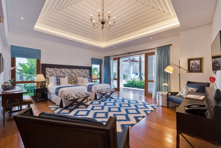 Bedroom Twin Bed dengan arsitektur khas Belanda dipadukan dengan unsur Bali, 1. Villa Windu Asri – villa private dengan 6 kamar tidur di Seminyak Bali, 2. Villa Casa Brio, Menawarkan Kenyamanan di Tengah Kota Yang Padat, 2. Villa De Suma, 4. Villa Atas Ombak, 5. Villa Adasa, 6. The Baganding Villa, 7. Villa Carrion Seminyak (mulai dari Rp1.010.000), 8. Citra Garden Boulevard Villa (Mulai Rp682.168), 9. Villa Kayu Raja (Mulai dari Rp900.000), 10. Bali Studio Margarita No. 3 (Mulai dari Rp740.814), 11. Lovely Budget Villa in Seminyak (Mulai dari Rp693.059), 12. Paras Villa (Mulai dari Rp890.000), 13. Homy Cozy (Mulai dari Rp996.273), 14. The Villa LiLy (Mulai dari Rp770.552), 15. Villa Maya (Mulai dari Rp753.801), 16. Seminyak Suite, 17. Kiss Bali Villas, 18. Downtown Villas, 19. The Wolas, 20. Holyfat Villa, 21. Javana Royal, 22. Aksari Villa Seminyak, 23. Asa Bali Luxury, 24. Hu’u Villas, 25. Delu Villas, 26. Danoya Villa