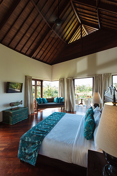 Jakaranda Suite, 1. Villa Umah Daun – villa private dengan 5 kamar tidur di Umalas Bali, 2. Villa Malaathina – villa private dengan 7 kamar tidur di Umalas Bali, 3. Menikmati Suasana Pedesaan Bali yang Menentramkan di Villa Arwana, Yuk Mari Bersantai di sini bersama Keluarga anda!, 4. Villa Bali Bali Cottage, Populer di Umalas Bali, 5. Uppala Villa, 6. Villa Adagian, 7. Villa Asia, 8. Grand Akhyati, 9. Villa Mahesa, 10. Villa Ariana, 11. Villa Shakti, 12. Villa Tabatha
