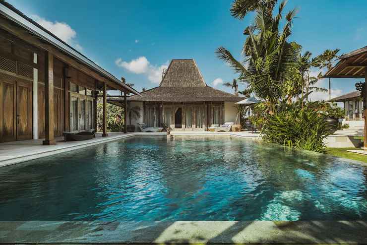 Kolam Renang di Villa Kudus via Traveloka, 1. Villa Ombak Laut – villa pinggir pantai dengan 6 kamar tidur di Canggu Bali, 2. Villa Mana – villa pemandangan sawah dengan 5 kamar tidur di Canggu Bali, 3. Villa Mako – villa private dengan 3 kamar tidur di Canggu Bali, 4. Villa Mahatma House, Villa 5 kamar tidur di Pinggir Pantai  Canggu Bali, 5. Villa Levi – villa pinggir sungai dengan 5 kamar tidur di Canggu Bali, 6. Villa Kudus – villa private dengan 5 kamar tidur di Canggu Bali, 7. Villa Kalyani – villa private 5 kamar tidur di Canggu Bali, 8. Villa Pangi Gita – villa private dengan 3 kamar tidur di Canggu Bali, 9. Villa Asmara, 10. Asatu Villa, 11. The Bali Dream, 12. Villa Sahaja, 14. Aswattha Villa, 15. The Tamantis, 16. Villa Senara, 17. Aksata Villas, 18. The Canggu Boutique, 19. Regali Villa, 20. The Loft Villas