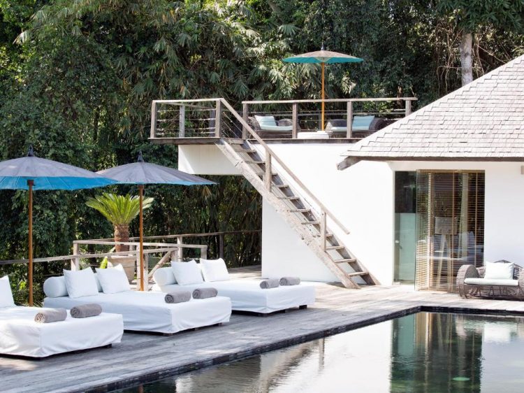 Tempat Santai di Villa Levi via Booking, 1. Villa Ombak Laut – villa pinggir pantai dengan 6 kamar tidur di Canggu Bali, 2. Villa Mana – villa pemandangan sawah dengan 5 kamar tidur di Canggu Bali, 3. Villa Mako – villa private dengan 3 kamar tidur di Canggu Bali, 4. Villa Mahatma House, Villa 5 kamar tidur di Pinggir Pantai  Canggu Bali, 5. Villa Levi – villa pinggir sungai dengan 5 kamar tidur di Canggu Bali, 6. Villa Kudus – villa private dengan 5 kamar tidur di Canggu Bali, 7. Villa Kalyani – villa private 5 kamar tidur di Canggu Bali, 8. Villa Pangi Gita – villa private dengan 3 kamar tidur di Canggu Bali, 9. Villa Asmara, 10. Asatu Villa, 11. The Bali Dream, 12. Villa Sahaja, 14. Aswattha Villa, 15. The Tamantis, 16. Villa Senara, 17. Aksata Villas, 18. The Canggu Boutique, 19. Regali Villa, 20. The Loft Villas