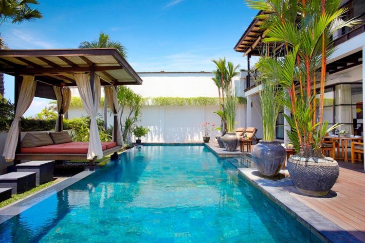 Temple Hill Residence Villa, 1. Villa Jamalu  – villa 4 kamar tidur di atas tebing dengan pemandangan laut di Jimbaran Bali, 2. Villa Hanani – villa di pinggir pantai dengan 2 kamar tidur di Jimbaran Bali, 3. Villa Adenium, 4. Villa Aiko, 5. Temple Hill Residence Villa (Mulai Rp 1,67 Juta Per Malam), 6. Kayumanis Jimbaran Private Villas &amp; Spa, 7. Villa Blue Horizon Bali Rp 1.755.160, 8. Vandana Villa Jimbaran, 9. Villa Bali Blue  8 Orang 2.770.750, 10. Villa Camellia, 11. Villa AYANA Resort (mulai IDR 4.933.698), 12. Jimbaran Balangan Beach Front Villa Nakar (mulai IDR 2.104.286), 13. Villa Rama Shinta Jimbaran (mulai IDR 1.492.906), 14. Villa Aum (mulai IDR 12.000.119), 15. Villa Bening (mulai IDR 2.402.867)