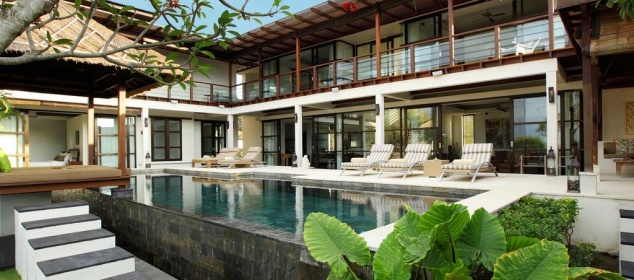 Villa Adenium, 1. Villa Jamalu  – villa 4 kamar tidur di atas tebing dengan pemandangan laut di Jimbaran Bali, 2. Villa Hanani – villa di pinggir pantai dengan 2 kamar tidur di Jimbaran Bali, 3. Villa Adenium, 4. Villa Aiko, 5. Temple Hill Residence Villa (Mulai Rp 1,67 Juta Per Malam), 6. Kayumanis Jimbaran Private Villas &amp; Spa, 7. Villa Blue Horizon Bali Rp 1.755.160, 8. Vandana Villa Jimbaran, 9. Villa Bali Blue  8 Orang 2.770.750, 10. Villa Camellia, 11. Villa AYANA Resort (mulai IDR 4.933.698), 12. Jimbaran Balangan Beach Front Villa Nakar (mulai IDR 2.104.286), 13. Villa Rama Shinta Jimbaran (mulai IDR 1.492.906), 14. Villa Aum (mulai IDR 12.000.119), 15. Villa Bening (mulai IDR 2.402.867)