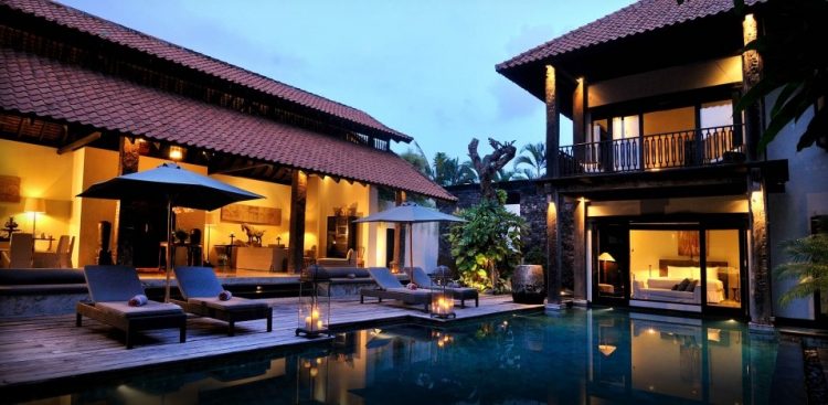 Villa De Suma, 1. Villa Windu Asri – villa private dengan 6 kamar tidur di Seminyak Bali, 2. Villa Casa Brio, Menawarkan Kenyamanan di Tengah Kota Yang Padat, 2. Villa De Suma, 4. Villa Atas Ombak, 5. Villa Adasa, 6. The Baganding Villa, 7. Villa Carrion Seminyak (mulai dari Rp1.010.000), 8. Citra Garden Boulevard Villa (Mulai Rp682.168), 9. Villa Kayu Raja (Mulai dari Rp900.000), 10. Bali Studio Margarita No. 3 (Mulai dari Rp740.814), 11. Lovely Budget Villa in Seminyak (Mulai dari Rp693.059), 12. Paras Villa (Mulai dari Rp890.000), 13. Homy Cozy (Mulai dari Rp996.273), 14. The Villa LiLy (Mulai dari Rp770.552), 15. Villa Maya (Mulai dari Rp753.801), 16. Seminyak Suite, 17. Kiss Bali Villas, 18. Downtown Villas, 19. The Wolas, 20. Holyfat Villa, 21. Javana Royal, 22. Aksari Villa Seminyak, 23. Asa Bali Luxury, 24. Hu’u Villas, 25. Delu Villas, 26. Danoya Villa