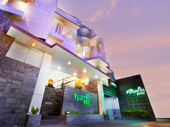 Hotel Pyrenees Jogja, 1. Inna Garuda Hotel, 2. Hotel Pyreness Jogja, 3. Merapi Merbabu Hotel Yogyakarta, 4. Ibis Style Yogyakarta, 5. Whiz Hotel Yogyakarta, 6. Summer Season Hotel, 7. 1001 Malam Hotel Yogyakarta, 8. Metro Guest House Yogyakarta, 9. Hotel Perwita Sari, 10. Mahkota Hotel, 11. Aura Hotel, 12. RedDoorz Near Malioboro Mall, 13. The Cabin, 14. Monica Hotel, 15. Hotel Berlian, 16. Hasian, 17. Gloria Amanada, 18. POP! Hotel, 19. Violet Hotel, 20. Bladok Hotel, 21. Garden Hotel, 22. Nueve Hotel, 23. Hotel Amallia, 24. Hotel Kristina, 25. Hotel Atalie, 26. Malioboro Inn Hotel, 27. Peti Mas Hotel, 28. Blue Safir Hotel, 29. Hotel Batik Yogyakarta, 30. S-Chott Hotel, 31. Hotel Sriwijaya Yogyakarta, 32. Hotel Mataram Yogyakarta, 33. Mitra Hotel Yogyakarta