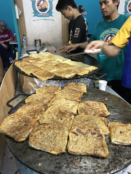 Martabak Kubang Hayuda via Pergikuliner', 1. Martabak Putra Lebaksiu depan pasar PSPT, 2. Martabak Factory, 3. Martabak Boss, 4. Martabak Bangka Rudy, 5. Martabak Orins, 6. Martabak Lab, 7. Martabak Eat Happens, 8. Martabak San Fransisco, 9. Martabak Borneo, 10. Martabak Miami, 11. Martabak Alam Jaya (Tutup), 12. Martabak AA, 14. Martabak Kubang Hayuda