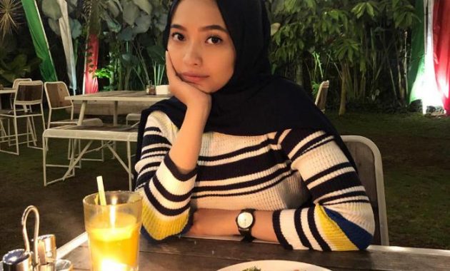 Nanamia Pizzeria Mozes via IG @silviaindram, 1. The House of Raminten, 2. Kalimilk, 3. Bong Kopitown, 4. Warung Ijo Baciro, 5. Kedai Darling, 6. Nasi Goreng Beringharjo, 7. Oseng Mercon Bu Narti, 8. Angkringan Lik Man, 9. Mie Telap 12, 10. Hakone Resto, 11. Sate Klathak Pak Pong, 12. Manggar Manding, 13. Gudeg Pawon, 14. Sellie Coffee, 15. Klinik Kopi, 16. Sate Klatak Pak Bari, 17. Bakpia Pathok 25, 18. Rujak Es Cream Pak Nardi Pakualaman, 19. Bukit Bintang Jogja, 20. Angkringan Wijilan, 21. The Captain Urban Lounge, 22. Kastil Mang Engking, 23. Pondok Makan Pelem Golek, 24. Sawa Steaks and Grills (Tutup), 25. Kimchi Go, 26. Jadah Tempe Mbah Carik, 27. Secret Garden Coffee and Chocolate, 28. Roaster and Bear, 29. Aglioo Pasta and Pizza, 30. Indische Koffie Benteng Vredeburg, 31. Tempo Gelato Prawirotaman, 32. Bungong Jeumpa, 33. Restoran Tradisional Joglo Mlati, 34. Abhayagiri Restoran, 35. Gudeg Yu Djum, 36. Nanamia Pizzeria Mozes, 37. Dimsum Edane, 38. Sasanti Restaurant and Gallery, 39. Omah Dhuwur Restoran, 40. Nikkou Ramen, 41. Kampung Ramadhan Jogokariyan, 42. Mangut Lele Mbah Marto, 43. Rembug Kopi, 44. ViaVia Jogjakarta, 45. Rosella Easy Dinning, 46. Beukenhof Restoran, 47. Jejamuran, 48. Milas Vegetarian Resto, 49. Blanco Coffee and Books, 50. Lokal Resto, 51. Ruang Cafe, 52. Kedai Poci, 53. Cafe Cokelat, 54. Mato Kopi, 55. Soto Kadipiro, 56. Brongkos Bu Padmo, 57. Ayam Goreng Mbah Cemplung