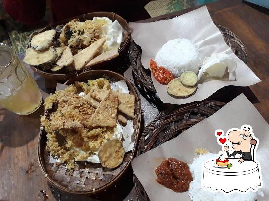 Pecel Lele Prasojo via Restaurant Guru