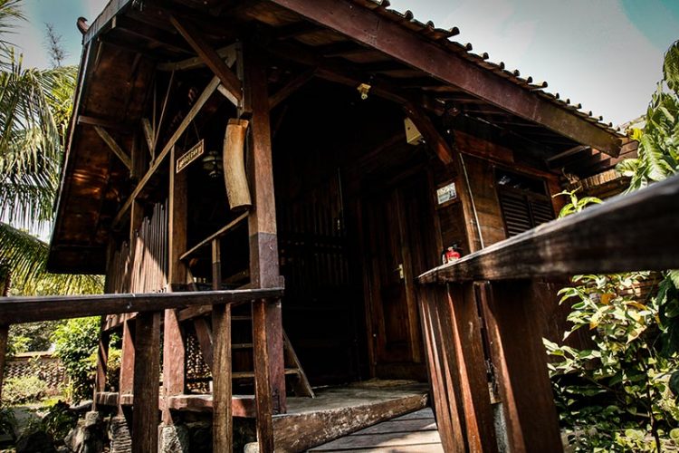 Rumah inap Badegan, Lokasi Tembi Rumah Budaya, Rute Muju Lokasi, Harga Tiket Masuk Tembi Rumah Budaya, Penginapan di Tembi rumah Budaya, Aktivitas Seru di Museum Rumah Budaya Tembi, Bale Olahan