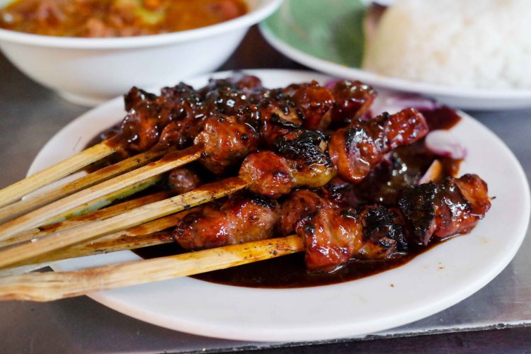 Sate Betawi H. Maksudi, 1. Sate Kambing H. Giyo, Jatinegara, 2. RM Sate Tegal H. Sadjim, Bendungan Hilir, 3. Sate Jaya Agung, Menteng, 4. Sate Ayam Kambing RSPP, Blok M, 5. Sate Kambing Kim Tek, Kebon Jeruk, 6. Sate Apjay, Dharmawangsa, 7. Sate Betawi H. Maksudi, Cinere, 8. Cangkir Cafe, Melawai, 9. Pondok Sate Kambing Djono Jogya, Bendungan Hilir, 10. Sate Kambing Batibul Bang Awi, Kelapa Gading, 11. Sop Kaki Kambing Dudung Roxy, 12. Sate Kambing Solo Berkat, 13. Warung Sate Solo Pak Min, Kec. Tangerang