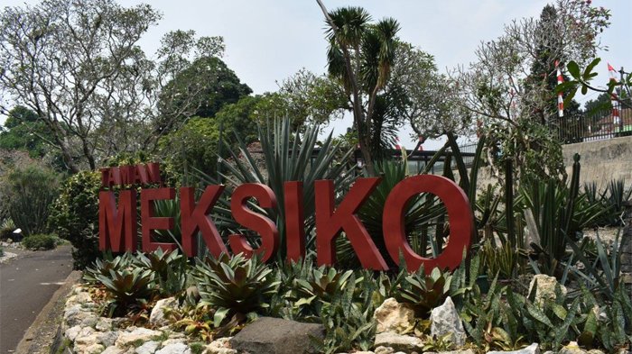 Taman Meksiko istana bogor, Kebun Raya Bogor, Harga Tiket Kebun Raya Bogor, Alamat & Lokasi Kebun Raya Bogor, Jam Operasional, Spot Menarik untuk Kita Smabangi, Tips Liburan ke KRB