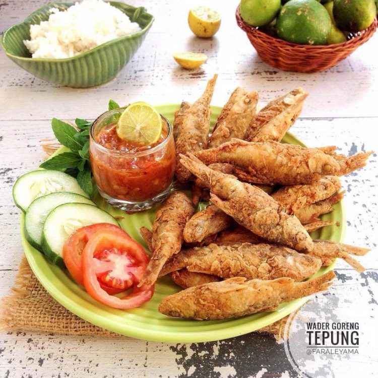 Wader Goreng via IG @faraleyama, 1. Tempe Benguk, 2. Nasi Tiwul Wonogiri, 3. Cabuk Wonogiri, 4. Pindang Kambing Wonogiri, 5. Sayur Lombok Ijo / Jangan Lombok Ijo, 6. Geti Wijen Khas Wonogiri, 7. Kacang Mete Wonogiri, 8. Wader Goreng, 9. Emping Khas Wonogiri, 10. Brem Wonogiri, 11. Lentho Khas Wonogiri, 12. Besengek Tempe Khas Wonogiri, 13. Ayam Panggang Wonogiri, 14. Pecel Mie Pentil Khas Wonogiri, 15. Tahu Wonogiri, 16. Roti Gaplek, 17. Pecel Gendar, 18. Rengginang, 19. Lemper Khas Wonogiri, 20. Lontong Arem-arem, 21. Enting Enting, 22. Bandeng Presto Khas Wonogiri, 23. Makaroni Bantet, 24. Botok Wonogiri, 25. Tempe Mendoan