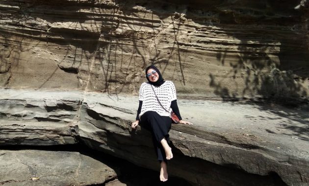 via IG @restidari3, Informasi Dasar, Pesona Pantai Gemah Tulungagung, Lokasi dan Rute Menuju Pantai Gemah, Harga Tiket dan Jam Operasional, Fasilitas di Pantai Gemah, Wahana di Pantai Gemah, Aktivitas Menarik di Pantai Gemah
