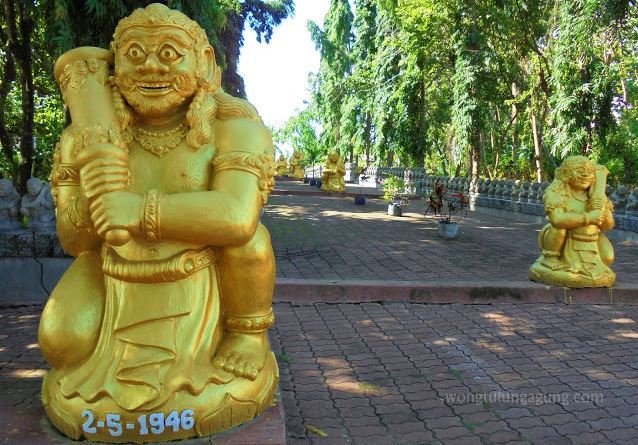 wota popoh via wongtulungagung, Lokasi Dan Harga Tiket Pantai Popoh Tulungagung, Rute Menuju Lokasi Pantai Popoh Tulungagung, Aktivitas Seru di Pantai Popoh Tulungagung, Keunikan Pantai Popoh Tulungagung, Infrastruktur di Pantai Popoh Tulungagung