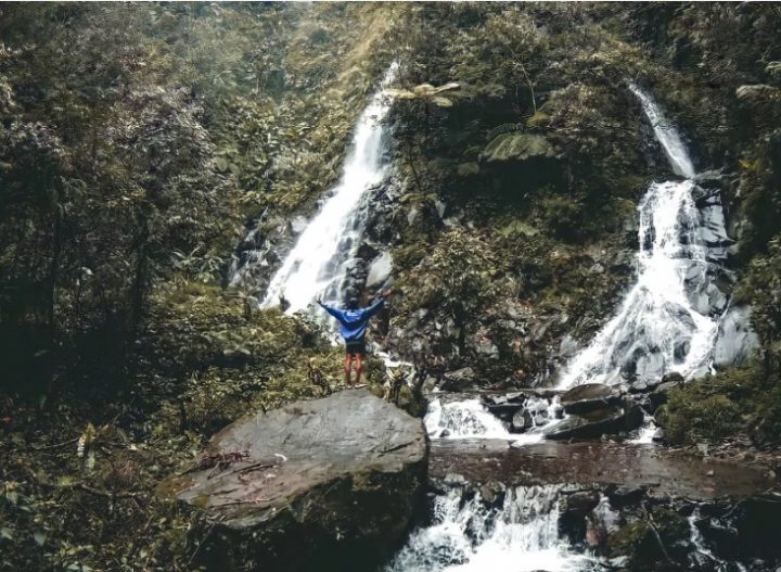 Air Terjun Lawean Tulungagung via IG @rizalyuaviki, Daya Tarik Air Terjun Lawean Tulungagung, Mitos Air Terjun, Lokasi dan Rute Menuju Air Terjun Lawean Tulungagung, Objek Wisata Sekitar Air Terjun Lawean Tulungagung, Info Penginapan