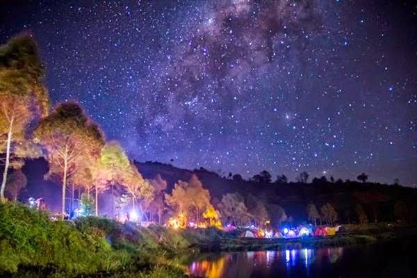 Camping di Telaga Cebong via Wonosobozone, Lokasi Dan Akses Menuju Telaga Cebong Dieng, Harga Tiket Masuk, Penginapan terdekat, Keunikan Dibalik Keelokan Telaga Cebong, 3 Kegiatan yang Harus Anda Coba