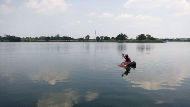 Danau Cibeureum, 1. Pantai Ancol, 2. Wisata Alam Angke Kapuk, 3. Kebun Raya Bogor, 4. Taman Safari Indonesia, 5. Taman Wisata Wiladatika, 6. Kampung 99 Pepohonan, 7. Situ Cipondoh, 8. Bendungan Pintu Air Sepuluh, 9. Waterboom Lippo Cikarang, 10. Rumah Pohon Bekasi, 11. Pulau Tidung, 12. Kebun Binatang Ragunan, 13. Puncak Pass, 14. Pantai Muara Beting, 15. Danau Cibeureum, 1. Agrowisata Gunung Mas, 2. Warso Farm, 3. Agrowisata Pasir Mukti, 4. Agrowisata Kuntum Nurseries, 5. Sweetberry Agrowisata Puncak, 6. Wisata Edukasi Agro Sentul, 7. D’Kandang Farm, 8. Taman Agro Cilangkap, 9. Cibubur Garden Diary (Cibugary), 10. Agrowisata Belimbing Dewa