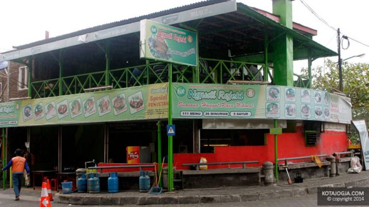 Ngudi Rejeki via Kotajogja, 1. Warung Spesial Sambal (SS), 2. Lesehan  Aldan, 3. Nasi Goreng Pak Sular, 4. Gudeg  Mercon Bu Tinah, 5. Mie Ayam Tumini, 6. Ayam Geprek Bu Rum, 7. Ngudi Rejeki, 8. Kantin Bu Siti (Tutup), 9. Kedai Rakjat Djelata, 10. Burjonan, 11. Gudeg Yu Djum Wijilan 167, 12. Rumah Makan Gudeg Pawon, 13. Bong Kopitown, 14. Oseng-Oseng Mercon Bu Narti, 15. Bungong Jeumpa, 16. Secret Garden Coffee dan Chocolate, 17. Lesehan Sayidan , 18. SGPC Bu Wiryo 1959, 19. Angkringan Kopi Jos Lik Man, 20. Tahu Gimbal Pak Yono, 21. Bakmi Mbah Gito, 22. Angkringan Pak Jabrik, 23. Tempo Gelato Prawirotaman, 24. Banyu Mili Resto, 25. Angkringan KR, 26. Sate klatak pak Bari, 27. House of Raminten, 28. Soto Ayam Pak Man, 29. Spesial Sambal Bawang Mas Kobis, 30. Coto Makassar La Capila, 31. Saoto Bathok Mbah Katro