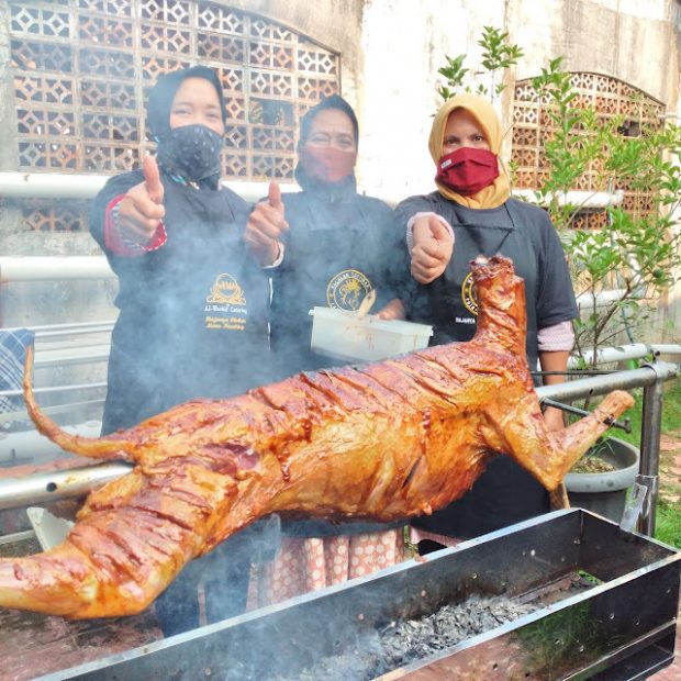 Raja Kambing Guling, 1. Sate Kambing H. Giyo, Jatinegara, 2. Sop Kaki Kambing Dudung Roxy, Kalibata, 3. Nasi Goreng Kambing Kebon Sirih, 4. Gulai Tikungan Blok M, 5. Sate Tongseng Pak Budi Pondok Bambu, 6. Kambing Bakar Cairo, Senopati, 7. Sop Kaki Kambing Estu Rame, Tebet, 8. Raja Kambing Guling, 9. Kambing Guling Haji Ishak, 10. Kaum Jakarta, 11. Mouton Slice & Grill, 12. Roemah Rempah, 13. Bakaraloka, 14. Namaaz Dining, 15. Kambing Guling Kanye
