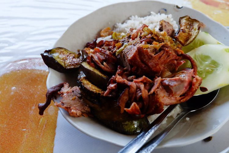 Spesial Sambal Bawang Mas Kobis via bacasayasaja.blogspotcom, 1. Warung Spesial Sambal (SS), 2. Lesehan  Aldan, 3. Nasi Goreng Pak Sular, 4. Gudeg  Mercon Bu Tinah, 5. Mie Ayam Tumini, 6. Ayam Geprek Bu Rum, 7. Ngudi Rejeki, 8. Kantin Bu Siti (Tutup), 9. Kedai Rakjat Djelata, 10. Burjonan, 11. Gudeg Yu Djum Wijilan 167, 12. Rumah Makan Gudeg Pawon, 13. Bong Kopitown, 14. Oseng-Oseng Mercon Bu Narti, 15. Bungong Jeumpa, 16. Secret Garden Coffee dan Chocolate, 17. Lesehan Sayidan , 18. SGPC Bu Wiryo 1959, 19. Angkringan Kopi Jos Lik Man, 20. Tahu Gimbal Pak Yono, 21. Bakmi Mbah Gito, 22. Angkringan Pak Jabrik, 23. Tempo Gelato Prawirotaman, 24. Banyu Mili Resto, 25. Angkringan KR, 26. Sate klatak pak Bari, 27. House of Raminten, 28. Soto Ayam Pak Man, 29. Spesial Sambal Bawang Mas Kobis, 30. Coto Makassar La Capila, 31. Saoto Bathok Mbah Katro