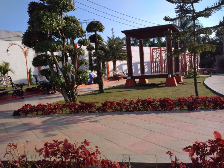 Taman kota yang cantik (c)Verwati Iriani Travelingyuk, 1. Menyaksikan Atraksi Air Mancur, 2. Olahraga dan Bermain, 3. Foto-Foto, 4. Berkumpul dengan Teman dan Keluarga, 5. Mencari Inspirasi, 6. Berbagi Kreativitas