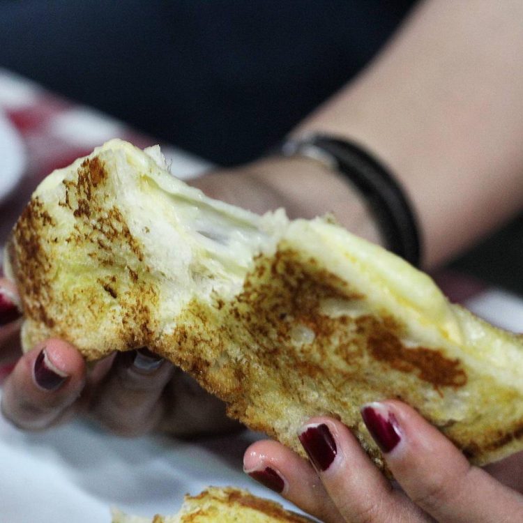Warung Nagih via IG @jakartarandomeats