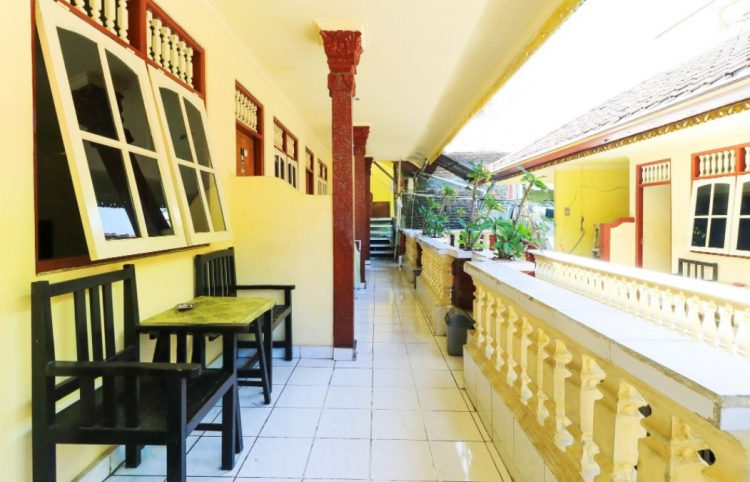 Bali Duta Wisata Beach Inn via Google Maps, 1. Mahendra Beach Inn, 2. Bali Duta Wisata Beach Inn, 3. Jesen’s Inn 3, 4. Maha Bharata Kuta Inn, 5. Sayang Maha Mertha Hotel, 6. The Ratna Kuta, 7. Pesona Beach Inn Hotel, 8. Rabasta Beach Resort Kuta, 9. A Residence Kuta, 10. Bedbunker-BB, 11. Mirah Hostel, 12. Captain Goose, 13. Kuta Beach Hostel, 14. Da’HouseTel, 15. IndopureJoy Hostel, 16. Te Quiro, 17. Bali Semesta Hostel, 18. Rumah Kayu, 19. S 8 Suardana Hotel