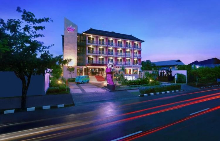 Fame Hotel Sunset Road, 1. H-Ostel, 2. Kodja Beach Resort, 3. Pesona Beach Inn Hotel, 4. Kedin’s Inn, 5. Budhi Kuta Beach Resort, 6. Bali Summer Hotel, 7. Utopic Seminyak, 8. New Arena Beach Resort Hotel, 9. Maharani Beach Hotel, 10. Kuta Puri Bungalow and Spa, 11. Kutabex Beachfront Hotel, 12. Mercure Kuta Bali, 13. Fame Hotel Sunset Road, 14. Grandmas Plus Hotel Airport, 15. Natya Hotel Kuta, 16. Adhi Jaya Sunset Kuta, 17. Golden Tulip Jineng Resort Bali, 18. Sulis Beach Hotel and Spa, 19. Swiss-Belhotel Tuban