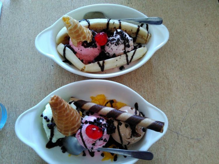 Ice Cream Galeo Malang, 1. Cokelat Klasik, 2. Cafe Sawah Pujon Kidul, 3. BVGL Gelato and Friends Malang, 4. My Kopi O! Malang, 5. Java Dancer Coffee – Jakarta, 6. Roketto Coffee & CO, 7. The Arbanat Kitchen Cafe Lounge, 8. Simpang Luwe Cafe & Resto, 9. Labore coffee eatery, 10. Cafe LaiLai, 11. Robucca, 12. Jank Jank Wings, 13. Vosco Coffee, 14. 8 Oz Coffee Studio, 15. Bataputi Coffee House, 16. Bureau Coffee, 17. DW Coffee Shop, 18. Gartenhaus Co – Working Space, 19. GOLDEN HERITAGE KOFFIE, 20. Kopituju, 21. kopi.pisan, 22. Cafe Litchi, 23. Bohemian Cafe, 24. Semusim Cafe, 24. Ruang Rindu Kopi, 25. Kedai Pok Ami-ami, 26. Kopi Titik Koma Buring, 27. Logo Cafe, 28. Take.Mie, 29. Burger Bundder Malang
