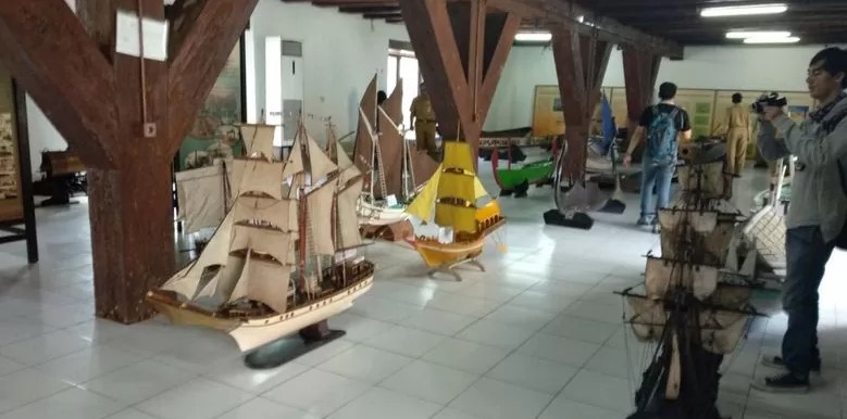 Museum Bahari, oleh The Battle of The Java Sea, Sejarah Museum Bahari Jakarta, Lokasi dan Alamat Museum Bahari Jakarta, Jam Buka dan Harga Tiket Masuk, Koleksi Museum Bahari Jakarta