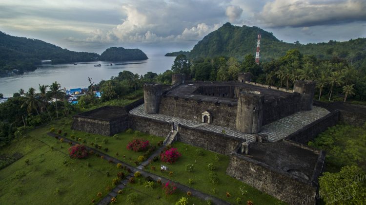 Benteng-benteng Bersejarah