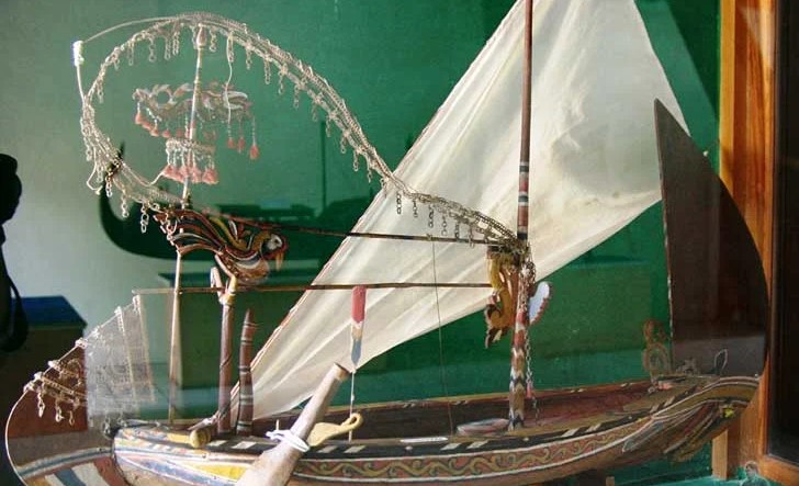 Perahu Gelati via Aroengbinang, Sejarah Museum Bahari Jakarta, Lokasi dan Alamat Museum Bahari Jakarta, Jam Buka dan Harga Tiket Masuk, Koleksi Museum Bahari Jakarta