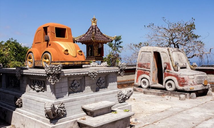 Pura Paluang via Twitter.com @balicheaptours