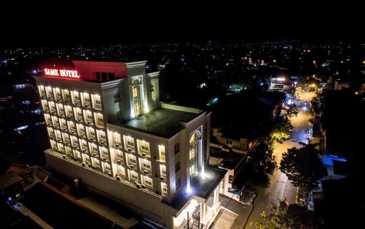 Same Hotel Malang, 1. Splendid Inn, 2. Tosari Hotel Malang, 3. Hotel Margosuko Malang, 4. Hotel Mandala Puri, 5. Helios Hotel, 6. Hotel Malang, 7. Hotel Santosa, 8. Same Hotel Malang, 9. Hotel Pelangi Malang, 10. Hotel Trio Indah 2, 11. Hotel Gajahmada Graha, 12. Hotel Emma Malang, 13. Amaris Hotel Malang, 14. Hotel Regent’s Park Malang, 15. Hotel Aloha Malang, 16. Hotel Tugu Malang, 17. Hotel Megawati Malang, 18. Hotel Violet Malang, 19. Hotel Riche Malang, 20. Hotel Citihub @Celaket Malang, 21. Hotel The Grand Palace Malang, 22. Hotel Wilis Indah Malang, 23. Hotel Best Western OJ Malang, 24. The Balava Hotel, 25. Sukun Homestay Syariah