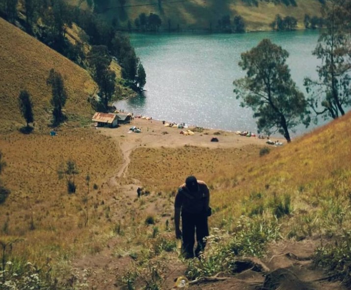 Tanjakan Cinta, Informasi Dasar, Keindahan Wisata Gunung Semeru, 5 Titik Jalur Pendakian Gunung Semeru, Estimasi Waktu Pendakian Gunung Semeru, Tips Pendakian Gunung Semeru