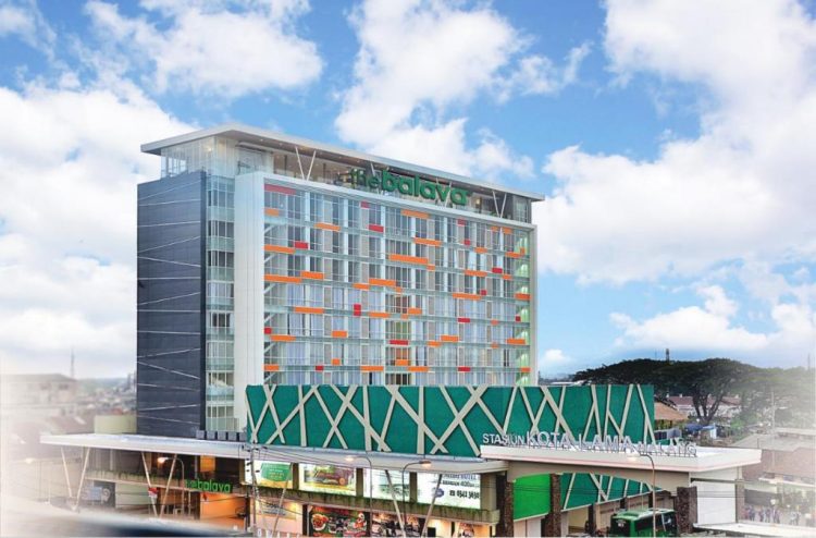 The Balava Hotel, 1. Splendid Inn, 2. Tosari Hotel Malang, 3. Hotel Margosuko Malang, 4. Hotel Mandala Puri, 5. Helios Hotel, 6. Hotel Malang, 7. Hotel Santosa, 8. Same Hotel Malang, 9. Hotel Pelangi Malang, 10. Hotel Trio Indah 2, 11. Hotel Gajahmada Graha, 12. Hotel Emma Malang, 13. Amaris Hotel Malang, 14. Hotel Regent’s Park Malang, 15. Hotel Aloha Malang, 16. Hotel Tugu Malang, 17. Hotel Megawati Malang, 18. Hotel Violet Malang, 19. Hotel Riche Malang, 20. Hotel Citihub @Celaket Malang, 21. Hotel The Grand Palace Malang, 22. Hotel Wilis Indah Malang, 23. Hotel Best Western OJ Malang, 24. The Balava Hotel, 25. Sukun Homestay Syariah