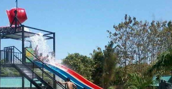 Tirta Sumekar Indah, 1. Pantai Slopeng Madura, 2. Pantai Siring Kemuning, 3. Air Terjun Toroan , 4. Pantai Sambilangan , 5. Vihara Avalokitesvara, 6. Gili Labak Madura, 7. Pantai Lombang, 8. Wisata Taman Tectona, 9. Masjid Agung Sumenep, 10. Museum Keraton Sumenep, 11. Pantai Rongkang, 12. Boekit Tinggi Daramista, 13. Kepulauan Kangean , 14. Hutan Bawah Laut kep Kangean, 15. Mercusuar Bangkalan, 16. Jembatan Suramadu, 17. Wisata Budaya Karapan Sapi, 18. Wisata Bukit Jaddhih, 19. Pantai Rindu, 20. Gua Blaban, 21. Api Tak Kunjung Padam, 22. Wisata Bukit Kehi, 23. Pantai Jumiang, 24. Monumen Sampang, 25. Tirta Sumekar Indah , 26. Pantai Camplong, 27. Pantai Batu Kerbuy, 28. Pantai Ponjuk Timur Talango, 29. Bukit Geger Bangkalan, 30. Bukit Pelalangan Arosbaya, 31. Air Terjun Batu Raja Manitan, 32. Bukit Cinta Pamekasan, 33. Puncak Ratu Pamekasan, 34. Bukit Lampion Beramah, 35. Wisata Alam Bukit Brukoh, 36. Pantai Nepa, 37. Wisata Kota Tua Kalianget, 38. Air terjun Kokop, 39. Sentra Batik Madura