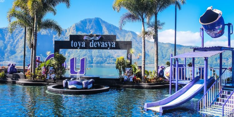 Toya Devasya Natural Hot Spring Waterpark, Informasi Umum, Lokasi dan Akses Menuju Toya Devasya, Fasilitas, Jam Buka dan Tiket Masuk Toya Devasya, Kolam Anak Toya Devasya, Menikmati Pemandian Air Panas Berhiaskan Pemandangan Alam, Daya Tarik Wahana Wisata
