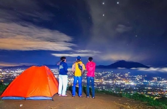 Bukit Alesano Bogor - Wisata Hits Bogor, 1. Goa Agung Garunggang, 2. Taman Sakura, 3. Curug Cigamea, 4. Curug Leuwi Hejo, 5. Curug Ciburial, 6. Curug Leuwi Lieuk, 7. Taman Safari, 8. Bukit Alesano, 9. Taman Wisata Matahari, 10. Sungai Cisadane, 11. Air Panas Tirta Sanita Ciseeng, 12. Warso Farm, 13. Taman Bunga Nusantara, 14. The Highland Park Resort