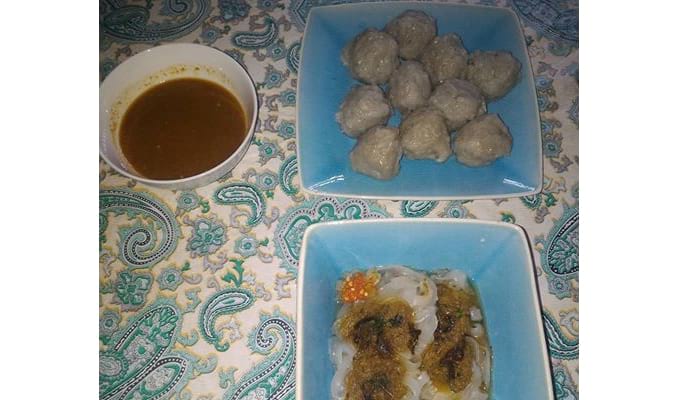 Cacak Ikan, 1. Lempah Kuning, 2. Balacan, 3. Sambalingkung, 4. Pantiaw, 5. Lakso Bangka, 6. Kemplang Bangka, 7. Kericu, 8. Kue Jongkong Bangka, 9. Getas Bangka, 10. Bong Li Piang, 11. Mie Belitung, 12. Sup Gangan, 13. Berego, 14. Lakse, 15. Mie Ayam Bangka, 16. Martabak Bangka, 17. Sambal Rusip, 18. Mie Koba, 19. Pletek, 20. Kue Rintak, 21. Teri Krispi, 22. Kecalo, 23. Siput Gong Gong, 24. Otak Otak Bangka, 25. Lempah Darat, 26. Lepet, 27. Soto Ketupat, 28. Lokan Laut, 29. Cacak Ikan, 30. Kue Jungkong, 31. Rujak Daun Ubi Kembang Pepaya, 32. Pempek Panggang, 33. Santan Kepiting, 34. Lempah Kulat, 35. Buah Asinan Kelubi, 36. Durian Getar Bumi