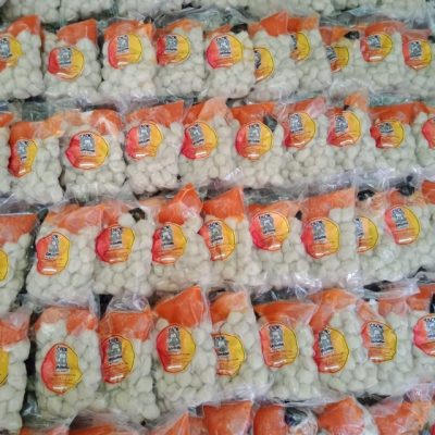 Cilok Gajahan, 1. Gudeg , 2. Krecek, 3. Bakpia Pathok, 4. Yangko, 5. Oseng Mercon, 6. Cilok Gajahan, 7. Cenil Jogja , 8. Geplak , 9. Coklat Monggo , 10. Bakmi Jogja , 11. Gatot Gunung Kidul , 12. Walang atau Belalang Goreng, 13. Nasi Tiwul, 14. Sego Abang Jirak , 15. Sayur Lombok Ijo , 16. Bakmi Pentil , 17. Peyek Tumpuk , 18. Mie Des , 19. Kue Adrem , 20. Sate Klatak , 21. Wedang Uwuh, 22. Wedang Ronde, 23. Nasi Kucing, 24. Mangut Lele, 25. Kopi Jos, 26. Ingkung Ayam, 27. Mie Lethek, 28. Soto Bathok, 29. Kipo, 30. Soto Lenthok, 31. Brongkos, 32. Geblek, 33. Sate Petir, 34. Tengkleng Gajah, 35. Kicak, 36. Sate Kere, 37. Kripik Belut, 38. Enthok Slenget, 39. Sego Pliket, 40. Sego Godhog, 41. Sambel Welut
