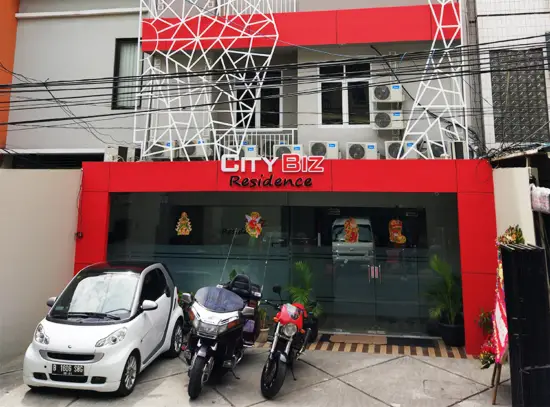 City Biz Residence, 1. Hotel Hollywood, 2. City Biz Residence, 3. Airy Taman Sari Mangga Besar Enam 8 Jakarta, 4. Pinangsia Hotel, 5. Hotel Rumah Shinta, 6. Azure Kuningan Tiong, 7. Hotel Ro&Vi Boutique, 8. Hotel Lautze Indah, 9. Hotel Quintus Jakarta, 10. Putri Duyung Resort – Mulai dari Rp 714.000,00, 11. Pullman Jakarta Central Park – Mulai dari Rp 932.249,00, 12. Fraser Residences Sudirman – Mulai dari Rp 882.230,00, 13. DoubleTree by Hilton Hotel Jakarta – Mulai dari Rp 720.000,00, 14. Holiday Inn Express Jakarta Matraman – Mulai dari Rp 369.000,00, 15. The Dharmawangsa Jakarta – Mulai dari Rp 2.353.724,00