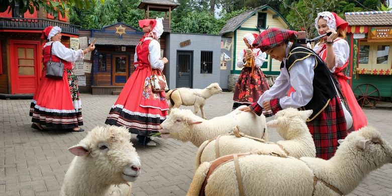 Farmhouse Mini Zoo via Kompas, Lokasi dan Harga Tiket Farmhouse Lembang, Rute Ke Farmhouse Lembang, Harga Tiket Masuk, Jam Operasional Farmhouse Lembang, Fasilitas Farmhouse Lembang, Objek Wisata Favorit di Farmhouse Lembang Bandung, Tips Liburan ke Farmhouse Lembang