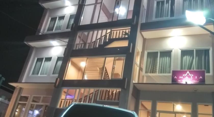 Hotel Amallia via Agoda, 1. Hotel Mataram 1, 2. Hotel Airy Malioboro Sosrowijayan, 3. Gloria Amanda Hotel, 4. Istana Batik Ratna Hotel, 5. Sofyan Inn Hotel Unisi Yogyakarta, 6. Hotel 1001 Malam, 7. Hotel Neo Malioboro, 8. Hotel @HOM Platinum Gowongan, 9. Sakanti Malioboro Hotel, 10. Aura Hotel, 11. RedDoorz Near Malioboro Mall, 12. The Cabin, 13. Monica Hotel, 14. Hotel Berlian, 15. Hasian, 16. POP! Hotel, 17. Violet Hotel, 18. Bladok Hotel, 19. Garden Hotel, 20. Nueve Hotel, 21. Hotel Amallia, 22. Hotel Kristina, 23. Hotel Atalie