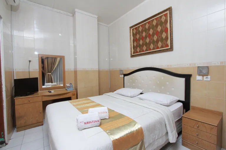 Hotel Kristina via Tiket, 1. Hotel Mataram 1, 2. Hotel Airy Malioboro Sosrowijayan, 3. Gloria Amanda Hotel, 4. Istana Batik Ratna Hotel, 5. Sofyan Inn Hotel Unisi Yogyakarta, 6. Hotel 1001 Malam, 7. Hotel Neo Malioboro, 8. Hotel @HOM Platinum Gowongan, 9. Sakanti Malioboro Hotel, 10. Aura Hotel, 11. RedDoorz Near Malioboro Mall, 12. The Cabin, 13. Monica Hotel, 14. Hotel Berlian, 15. Hasian, 16. POP! Hotel, 17. Violet Hotel, 18. Bladok Hotel, 19. Garden Hotel, 20. Nueve Hotel, 21. Hotel Amallia, 22. Hotel Kristina, 23. Hotel Atalie