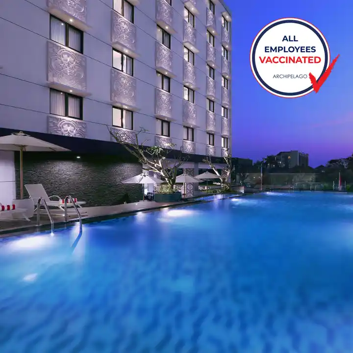 Hotel Neo Malioboro, 1. Hotel Mataram 1, 2. Hotel Airy Malioboro Sosrowijayan, 3. Gloria Amanda Hotel, 4. Istana Batik Ratna Hotel, 5. Sofyan Inn Hotel Unisi Yogyakarta, 6. Hotel 1001 Malam, 7. Hotel Neo Malioboro, 8. Hotel @HOM Platinum Gowongan, 9. Sakanti Malioboro Hotel, 10. Aura Hotel, 11. RedDoorz Near Malioboro Mall, 12. The Cabin, 13. Monica Hotel, 14. Hotel Berlian, 15. Hasian, 16. POP! Hotel, 17. Violet Hotel, 18. Bladok Hotel, 19. Garden Hotel, 20. Nueve Hotel, 21. Hotel Amallia, 22. Hotel Kristina, 23. Hotel Atalie